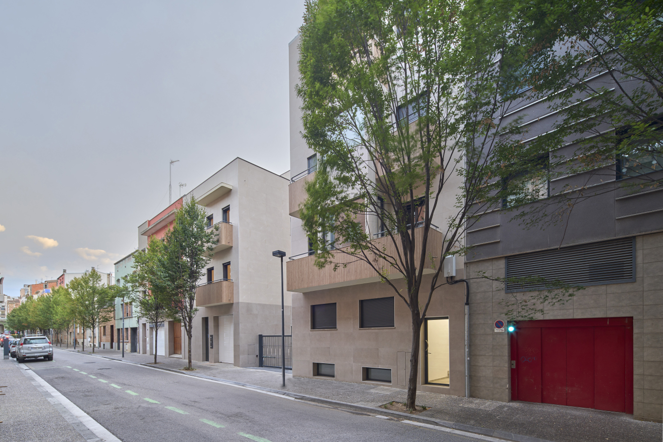 NOUS EDIFICIS PLURIFAMILIARS